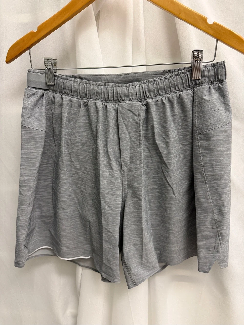 Lululemon Men's Surge Running Shorts Gray Heather Space-DyeUnlined  5